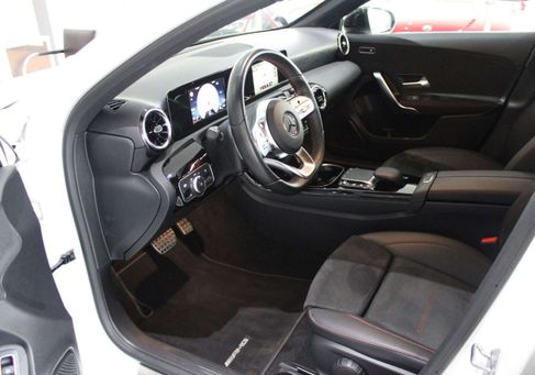 Mercedes-Benz A 250, 2022