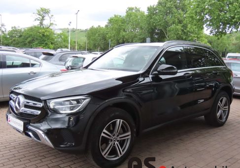 Mercedes-Benz GLC 220, 2019 3