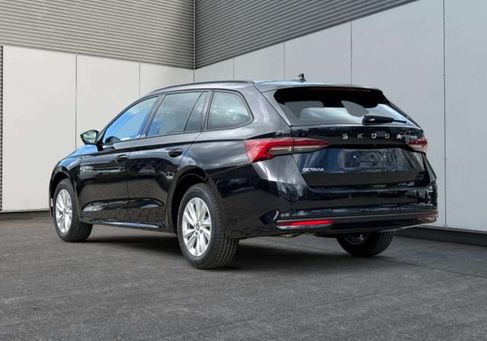 Skoda Octavia, 2025 3
