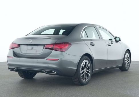 Mercedes-Benz A 180, 2025