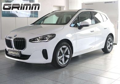 BMW 220, 2025