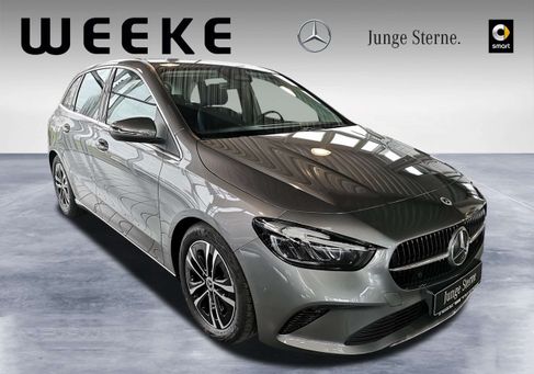 Mercedes-Benz B 200, 2024