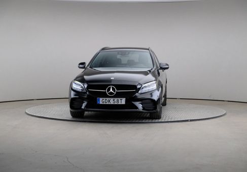 Mercedes-Benz C 300, 2021