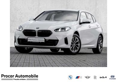 BMW 120, 2025