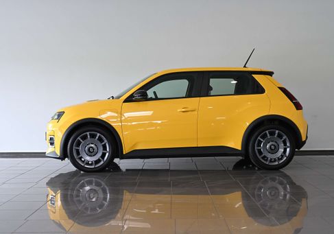 Renault R 5, 2025