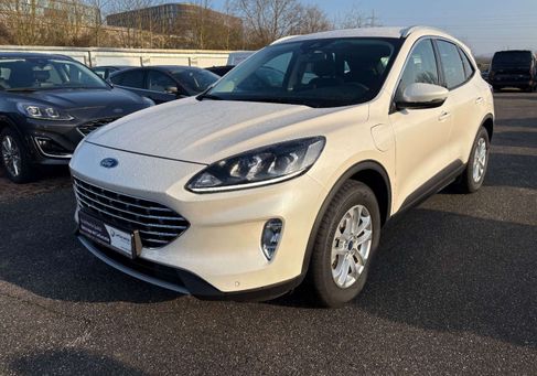 Ford Kuga, 2021