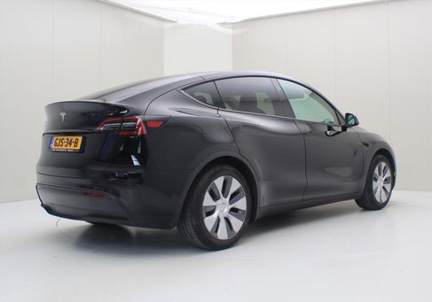 Tesla Model Y, 2024 2