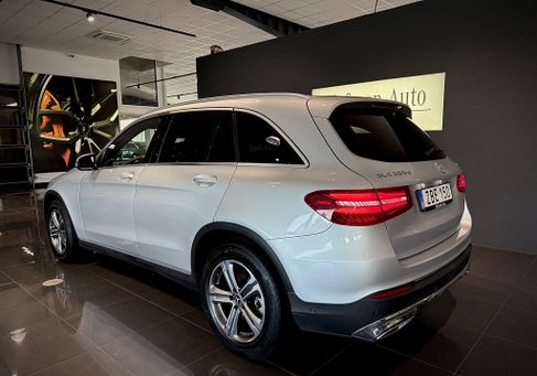 Mercedes-Benz GLC 220, 2018 3