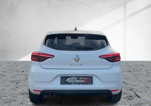 Renault Clio, 2023 3