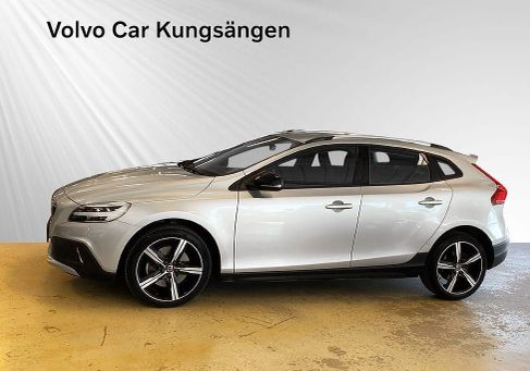 Volvo V40 Cross Country, 2017