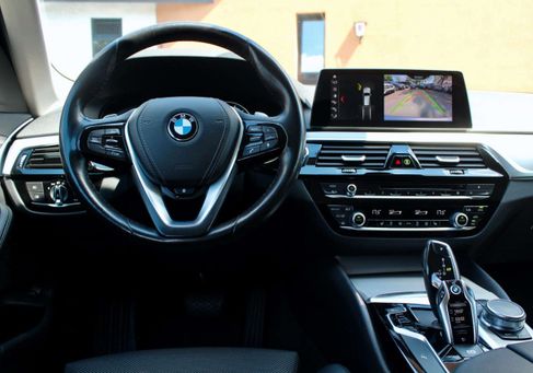 BMW 525, 2019