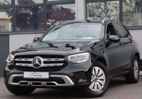 Mercedes-Benz GLC 200, 2022