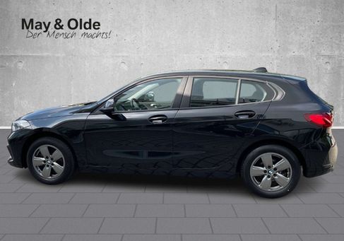 BMW 118, 2023