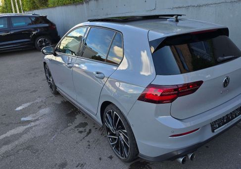 Volkswagen Golf, 2023 3