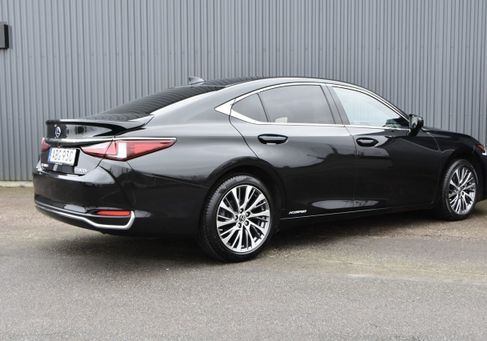Lexus ES, 2021
