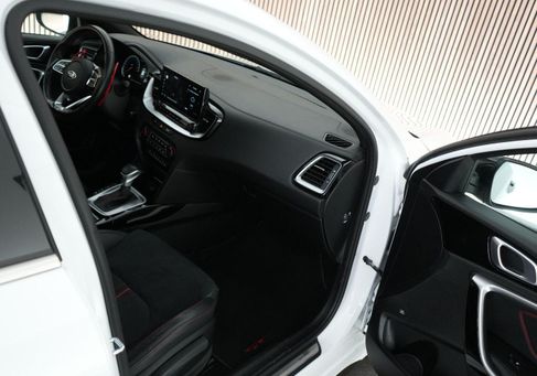 Kia Pro cee'd, 2021