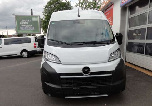 Opel Movano, 2025