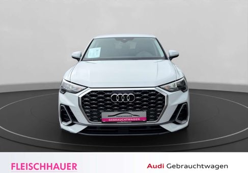 Audi Q3, 2022 2