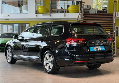 Volkswagen Passat Variant, 2023 3