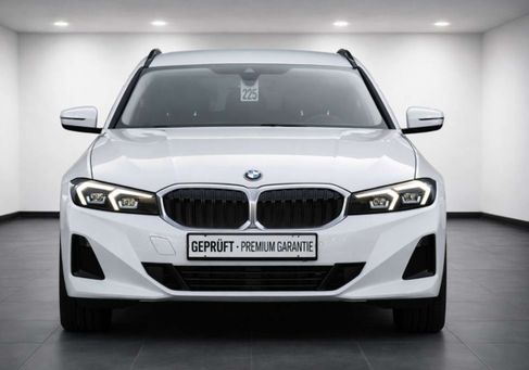 BMW 318, 2023