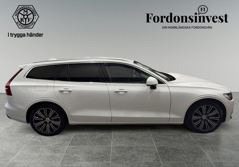 Volvo V60, 2021