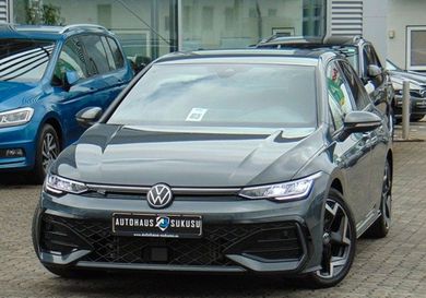 Volkswagen Golf, 2025