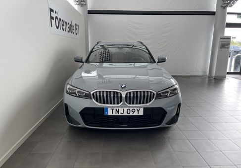 BMW 330, 2025 2