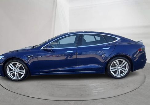 Tesla Model S, 2018