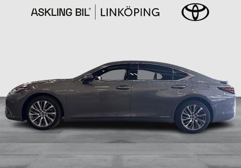 Lexus ES, 2021