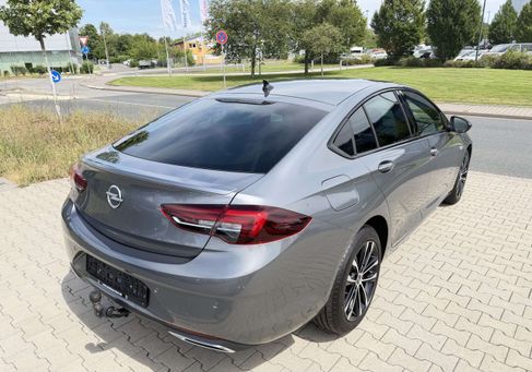 Opel Insignia, 2021 3