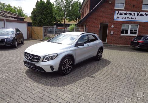 Mercedes-Benz GLA 200, 2019