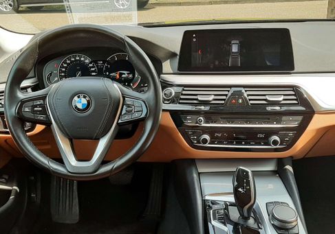 BMW 518, 2019