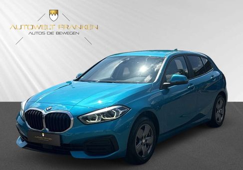BMW 118, 2022