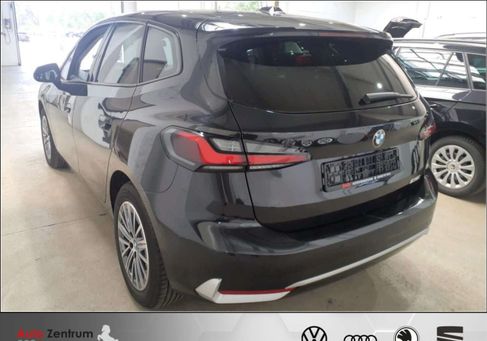 BMW 218, 2022 3