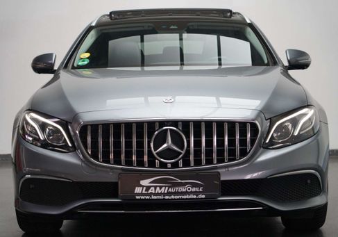 Mercedes-Benz E 220, 2019 2