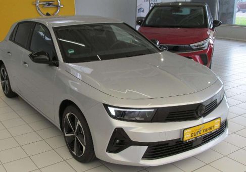 Opel Astra, 2024