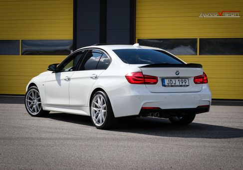BMW 335, 2018