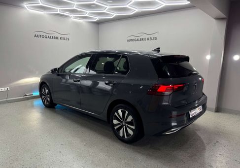 Volkswagen Golf, 2023 3