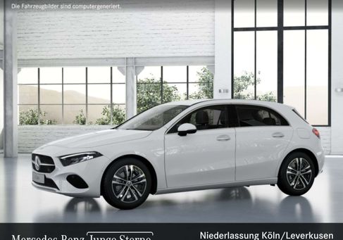 Mercedes-Benz A 200, 2026 3