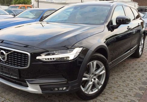 Volvo V90 Cross Country, 2018