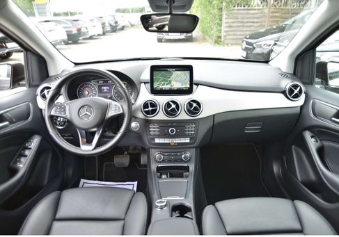 Mercedes-Benz B 220, 2018