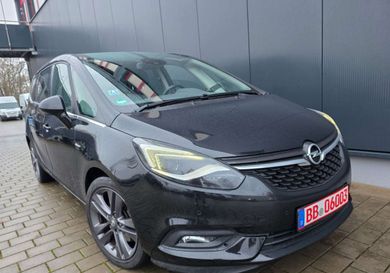 Opel Zafira, 2019