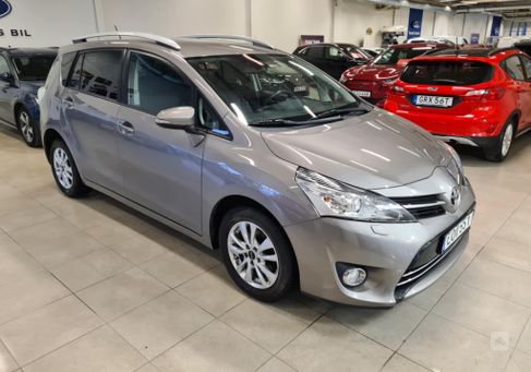 Toyota Verso, 2015