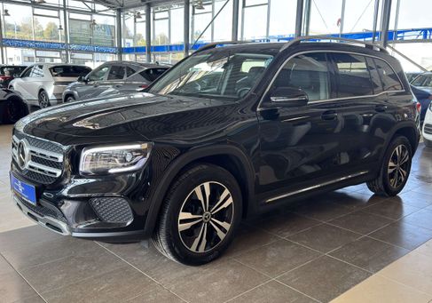 Mercedes-Benz GLB 200, 2022