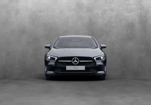 Mercedes-Benz CLA 200, 2022