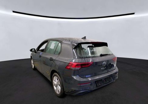 Volkswagen Golf, 2023 3