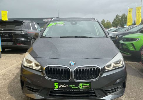 BMW 218, 2019