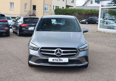 Mercedes-Benz B 180, 2019