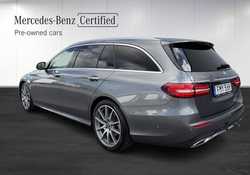 Mercedes-Benz E 220, 2021