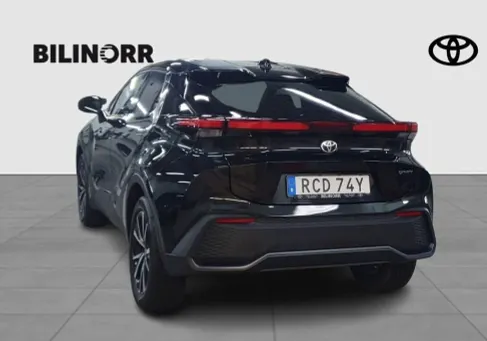 Toyota C-HR, 2025 3